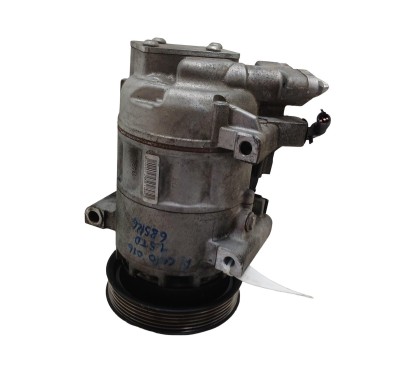 Compressore A/C RENAULT Clio Serie IV dal 12 al 19 - 926002352R - 3484638