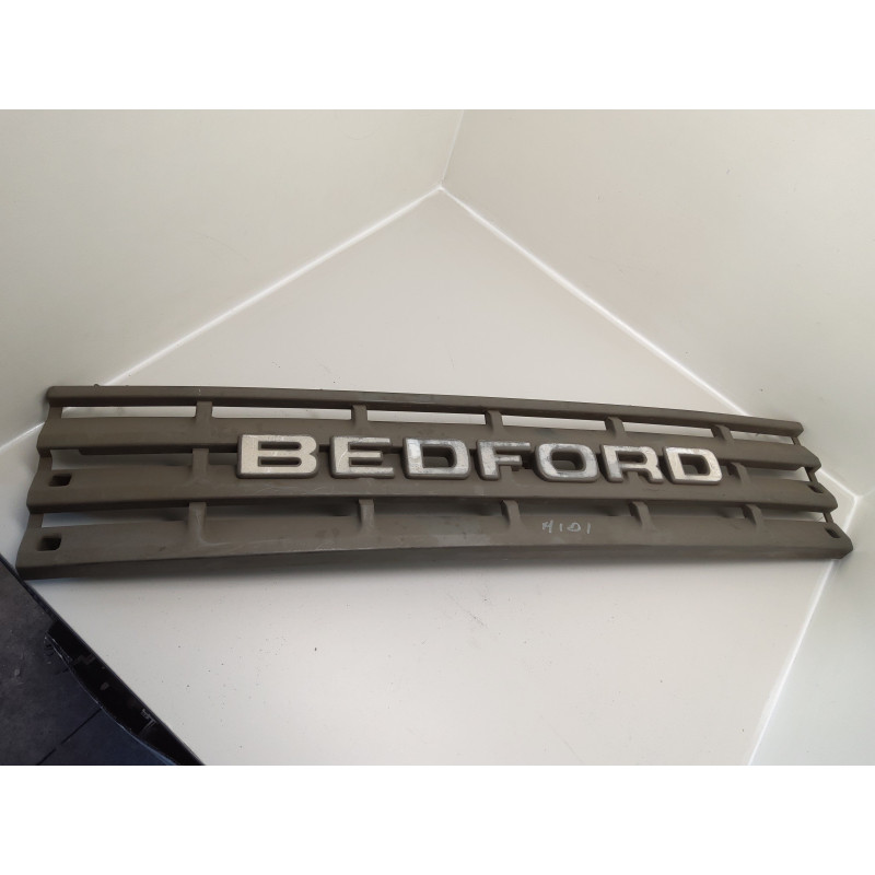 Griglia Anteriore BEDFORD Midi Serie dal 85 al 87