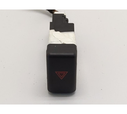 Pulsante luci di emergenza MAZDA 3 Berlina Serie dal 03 al 09