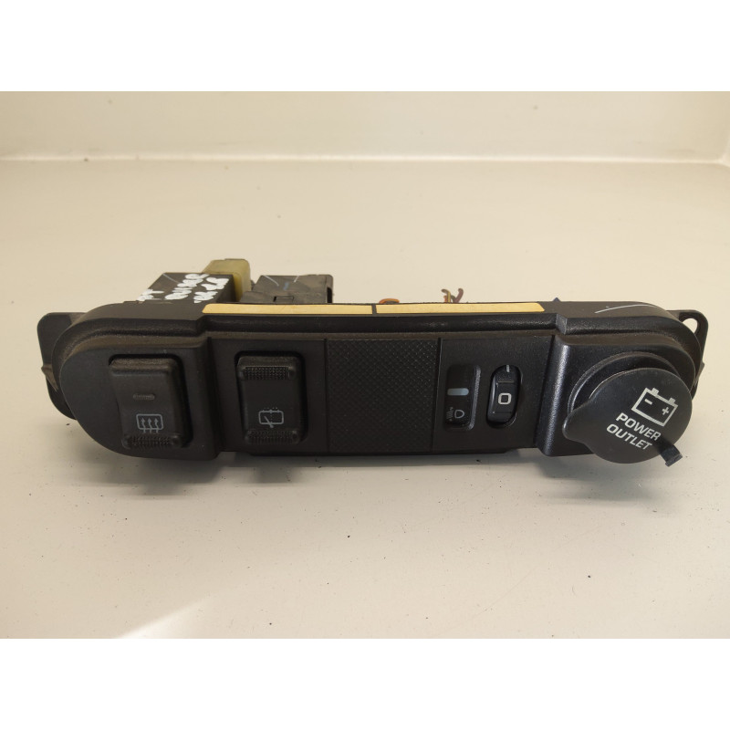 Pulsante interruttore sbrina lunotto post. CHRYSLER PT Cruiser Berlina