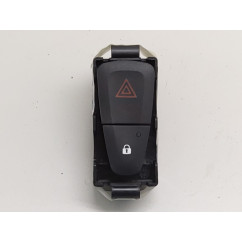 Pulsante luci di emergenza RENAULT Megane III Grand Tour dal 08 al 15