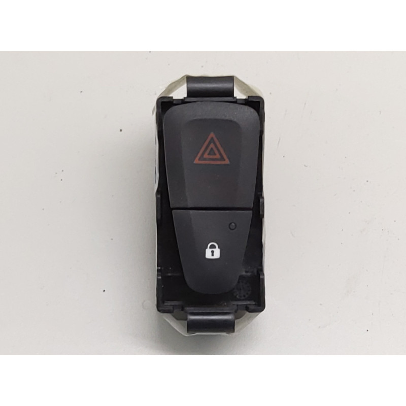 Pulsante luci di emergenza RENAULT Megane III Grand Tour dal 08 al 15