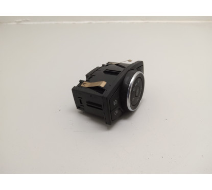 Interruttore comando luci FORD Focus Berlina 6° Serie