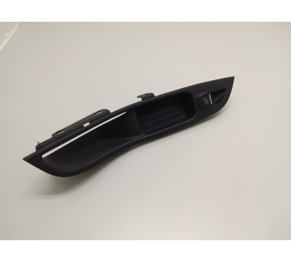Pulsantiera Anteriore Destra FORD Focus Berlina 6° Serie - 543007 - 543007