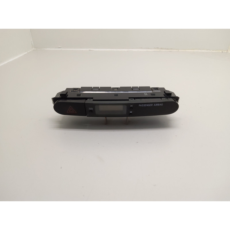 Pulsante luci di emergenza TOYOTA Urban Cruiser 1° Serie