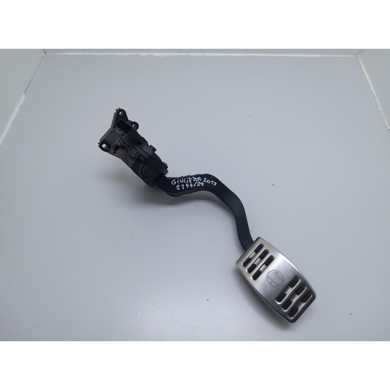 Pedale acceleratore ALFA ROMEO Giulietta Serie 940 dal 10 al 13
