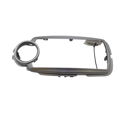 Cornice autoradio TOYOTA Yaris Serie dal 14 al 16 - 1714207 - 1714207