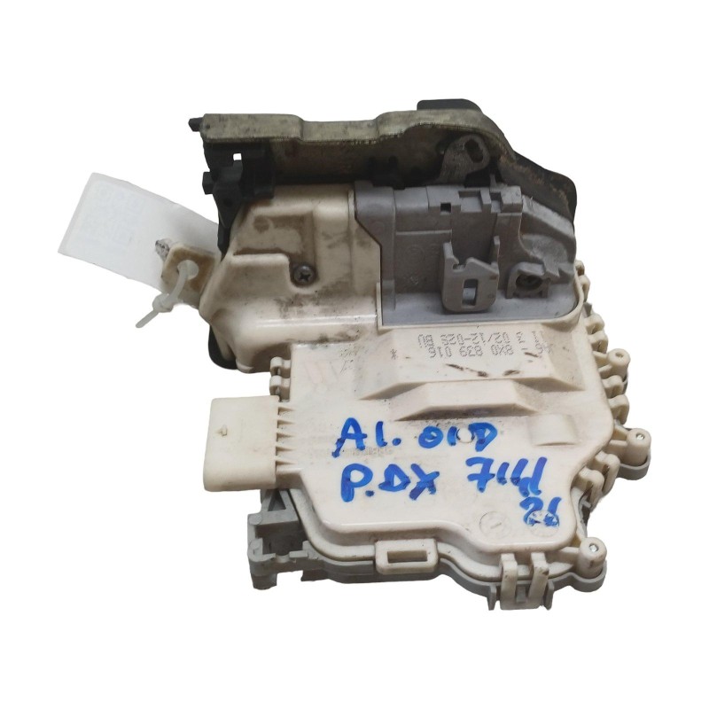 Serratura Posteriore destra AUDI A1 Serie 8X1 dal 10 al 14