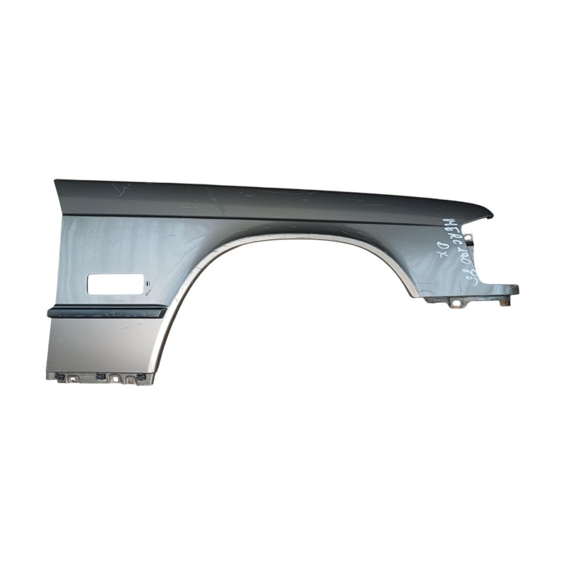 Parafango Anteriore Destro MERCEDES 190 w201