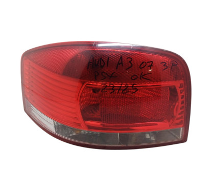 Stop fanale Posteriore Sinistro AUDI A3 Serie 8P1 dal 05 al 08 - 8P0945095 - 2373070