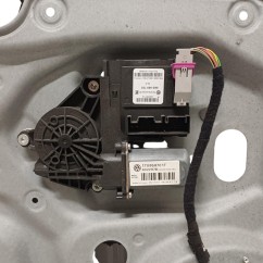 Alzacristallo elettrico ant. SX VOLKSWAGEN Caddy 4° Serie - 2K2837729M / 1T0959701AFZ19 - 3550877