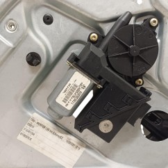 Alzacristallo elettrico post. SX SKODA Fabia Berlina 1° Serie - 6Y0839461 / 6Q0959811A005 - 3550572