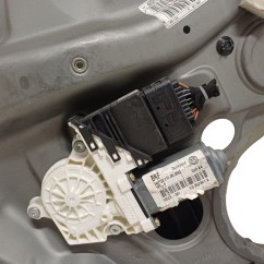 Alzacristallo elettrico post. SX VOLKSWAGEN Golf 4 Berlina dal 97 al 03 - 1J4839461F / 1C0959811A017 - 3553126