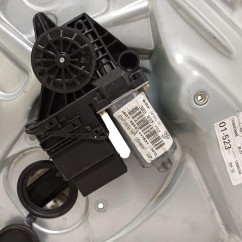 Alzacristallo elettrico post. DX VOLKSWAGEN Passat Berlina 3° Serie - 3B9839462A / 1C0959812001 - 3572870