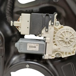 Alzacristallo elettrico post. DX VOLKSWAGEN Passat Berlina 4° Serie