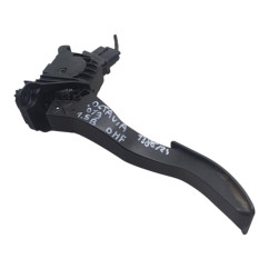 Pedale acceleratore SKODA Octavia S.Wagon 5° Serie 5E5 dal 16 al 20 - 8K1721523A - 2327860