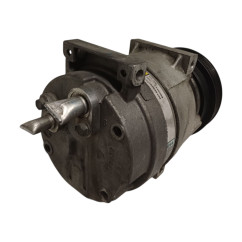 Compressore A/C RENAULT Megane ll Serie dal 02 al 06 - 1135289 - 2727798