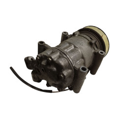 Compressore A/C RENAULT Clio Serie dal 08 al 15 - 8200819568 - 2744878