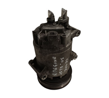 Compressore A/C RENAULT Megane S. Wagon Serie dal 02 al 06 - 8200316164 - 2743118