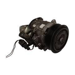 Compressore A/C VOLKSWAGEN Polo 4° Serie - 447180-7293 - 2750879