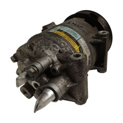 Compressore A/C RENAULT Scenic Serie dal 03 al 09 - 8200309193 - 2743030