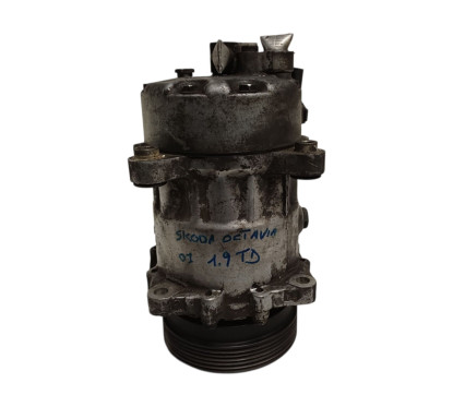 Compressore A/C SKODA Octavia Berlina 2° Serie - 8200040681 - 2757241