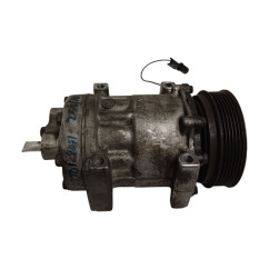 Compressore A/C VOLVO V40 S. Wagon 2° Serie - 8200040681 - 2757091