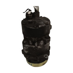 Compressore A/C VOLKSWAGEN Golf 4 Berlina dal 97 al 03 - 1J0820803K - 2753369