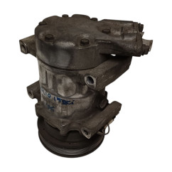 Compressore A/C RENAULT Clio Serie dal 01 al 05 - 7700273801 - 2746970