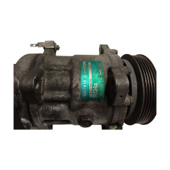 Compressore A/C PEUGEOT 106 2° Serie - SD7V12 - 2752830