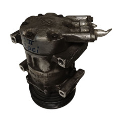 Compressore A/C RENAULT Clio Serie dal 04 al 08 - 7700273801 - 2745389