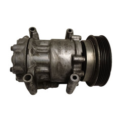 Compressore A/C RENAULT Clio Serie dal 04 al 08 - 8200651251 - 2745292