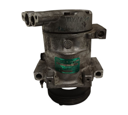 Compressore A/C RENAULT Clio Serie dal 01 al 05 - 8200037058 - 2745239