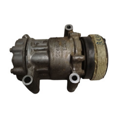 Compressore A/C RENAULT Clio Serie dal 01 al 05 - 8200037058 - 2745040