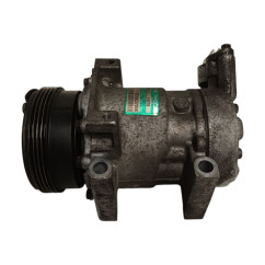 Compressore A/C RENAULT Clio Serie dal 01 al 05 - 8200037058 - 2745026