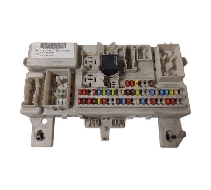 Scatola porta fusibili FORD C - Max Serie dal 03 al 07 - 4M5T-14A073-BG - 2677457