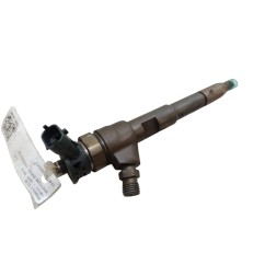 Iniettore RENAULT Clio Serie IV dal 12 al 19 - 166008399R - 3159067