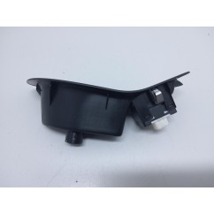 Pulsantiera Posteriore Sinistra FIAT 500 X Serie dal 15 - 1157142 - 1157142