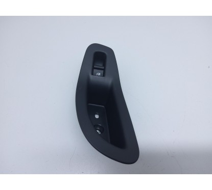 Pulsantiera Posteriore Destra FIAT 500 X Serie dal 15