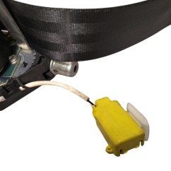 Cintura di Sicurezza anteriore Destra con pretensionatore VOLKSWAGEN Caddy 3° Serie - 2K5857806ARYV - 3326595