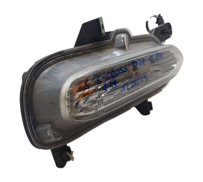 Freccia fanalino ant DX SUZUKI SX4 Serie S-Cross dal 13