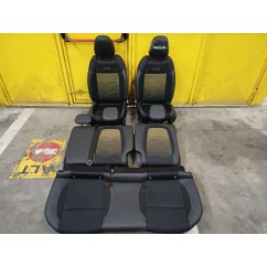 Tappezzeria Completa JEEP Avenger Serie dal 22
