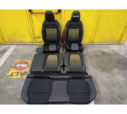 Tappezzeria Completa JEEP Avenger Serie dal 22