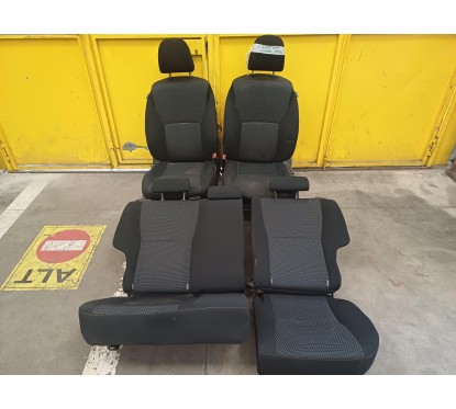 Tappezzeria Completa TOYOTA Auris Serie E150 dal 07 al 12