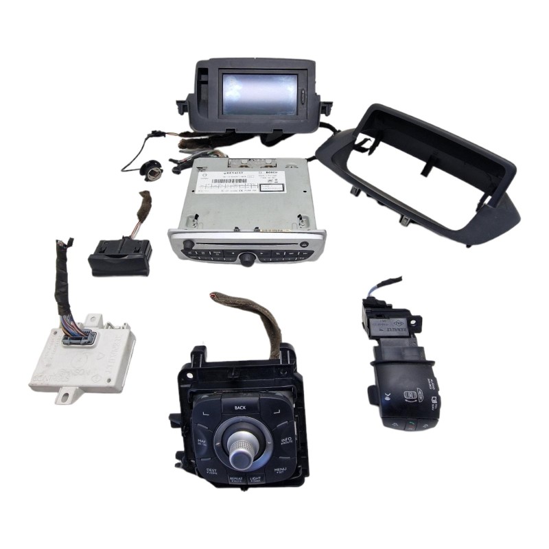 Kit Navigatore RENAULT Megane III Grand Tour dal 08 al 15