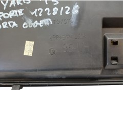 Vano portaoggetti TOYOTA Yaris Serie dal 11 al 13 - 55550D170C0 - 3742445