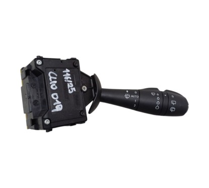 Devio tergicristallo RENAULT Clio IV Sporter dal 13 al 18 - 8201168016 - 2405764