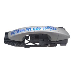 Maniglia esterna Anteriore Destra SKODA Octavia S.Wagon 5° Serie 5E5 dal 16 al 20 - 5G0837206NGRU - 2335621
